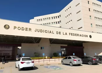 Se trata de cortar el “copete de privilegios” en poder judicial: AMLO