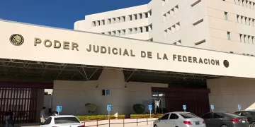 Se trata de cortar el “copete de privilegios” en poder judicial: AMLO