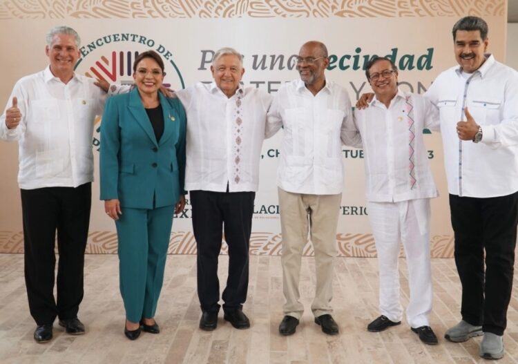 AMLO insta en Palenque a unir esfuerzos ante la migración