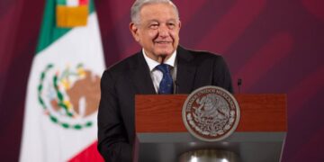 Rebautiza AMLO a los conservadores