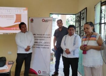 Imparten curso a apicultores de Leona Vicario sobre producción de miel