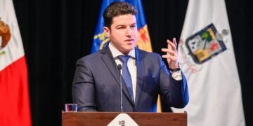 El gobernador Samuel García pide licencia para buscar candidatura presidencial