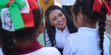 En Puerto Morelos impulsamos un municipio democrático y con progreso en beneficio de la gente: Blanca Merari