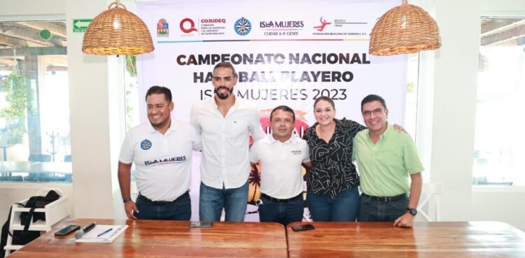 Fortalecen el turismo deportivo y la economía local en Isla Mujeres