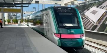 Aún faltan algunos tramos por soldar del Tren Maya: AMLO