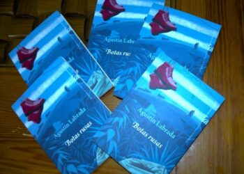 Leyendo Botas rusas, de Agustín Labrada