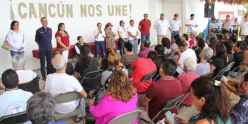 Presenta Ana Paty Peralta transformación del parque de las Palapas