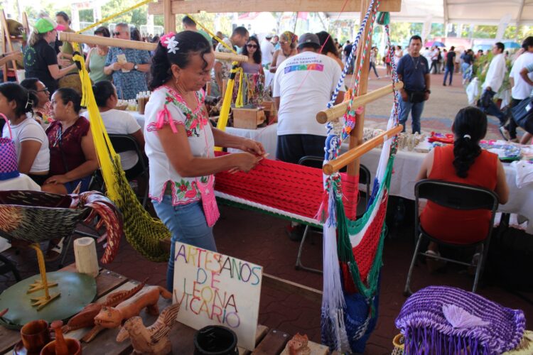 Rinde frutos la constante capacitación de los artesanos de Puerto Morelos