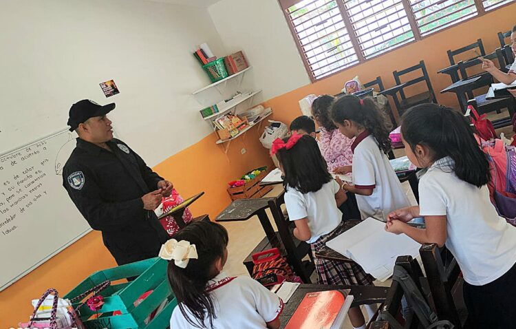 Se suma Puerto Morelos a la campaña “911 no es una broma, es tu vida