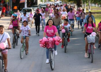 “Encabeza Blanca Merari la tercera edición de la Rodada Rosa