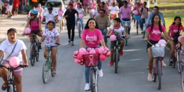 “Encabeza Blanca Merari la tercera edición de la Rodada Rosa