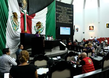 Tendrán ayuntamientos de Quintana Roo estructura orgánica paritaria