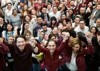 Tribunal revoca acuerdo del INE sobre suspender gira de Sheinbaum