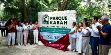 Ana Paty Peralta presenta nueva imagen del Parque Kabah