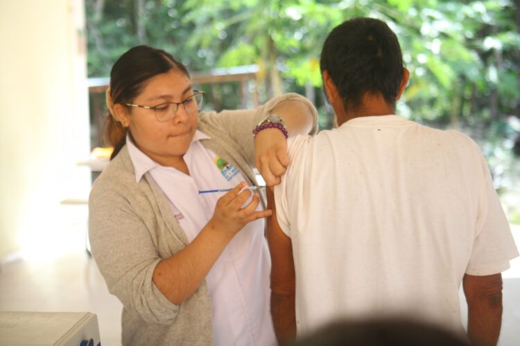 Arranca 2ª Jornada Nacional de Salud en la comunidad Vida y Esperanza de Playa del Carmen