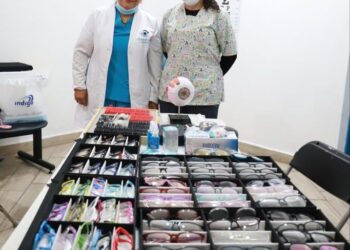 Atenea Gómez impulsa Jornada de Salud Visual en el CRIM de Isla Mujeres