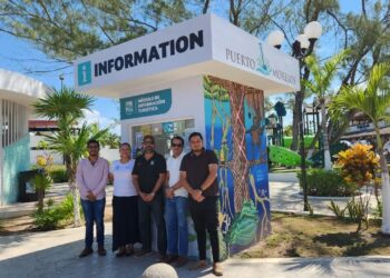 Brinda gobierno de Puerto Morelos atención directa a turistas