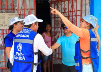 Brindan atención integral a colonias de Playa del Carmen