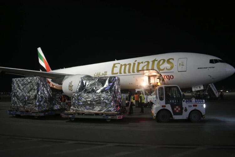 Llegan a México 648 mil dosis de la vacuna Sputnik V