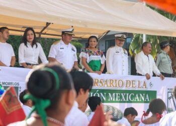 Participa Blanca Merari en desfile del inicio de la Revolución Mexicana