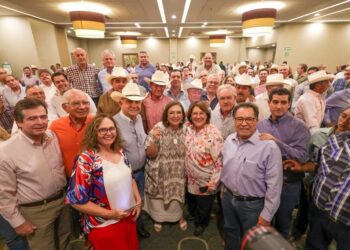 Propone Gálvez utilizar método de encuesta para candidaturas del FAM