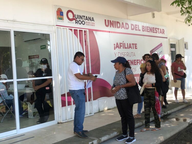 Reciben Portomorelenses tarjetas del Programa Estatal Unidades del Bienestar