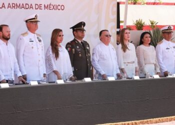 Refrenda Atenea Gómez colaboración con fuerzas de seguridad en el Día de la Armada de México