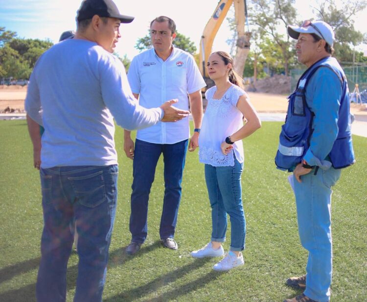 Rehabilitamos canchas deportivas en sm. 21 para un Cancún moderno Ana Paty Peralta