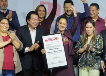 Se registra Sheinbaum como precandidata única de Sigamos Haciendo Historia