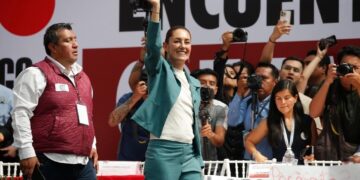 Sheinbaum a Ebrard en Morena una sola fuerza