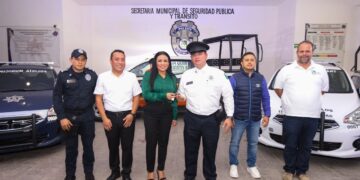 Entrega Blanca Merari patrullas a la Secretaría Municipal de Seguridad Pública y Tránsito