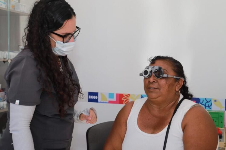 Atenea Gómez invita a registrarse en programa de cirugías oftalmológicas gratuitas de Isla Mujeres