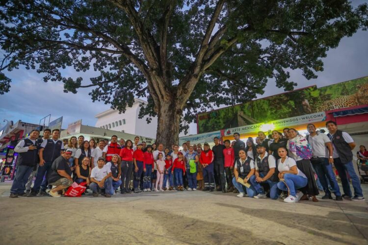 En Cancún, Ana Paty Peralta destaca el cuidado del medio ambiente y la flora en espacios públicos
