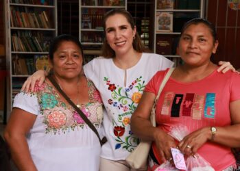 Atenea Gómez impulsa programas de bienestar en la comunidad de Francisco May