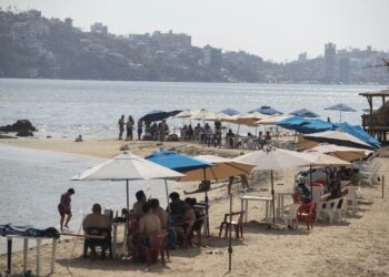 Viene una etapa nueva y mejor para Acapulco: López Obrador