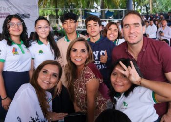 Implementa Mara Lezama “Transformando vidas” en Tulum