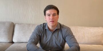 Samuel García se lanza contra Claudio X. González: lo acusa de pagar 'guerra sucia' en su contra