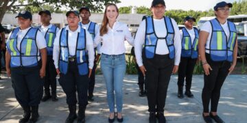 Continúa con éxito programa de Escuadrón Vial Escolar en Isla Mujeres