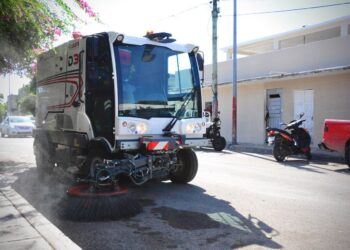 Programa “Barrido de Colonias” logra limpieza integral en Playa del Carmen