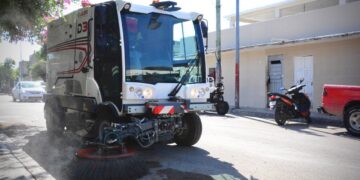 Programa “Barrido de Colonias” logra limpieza integral en Playa del Carmen