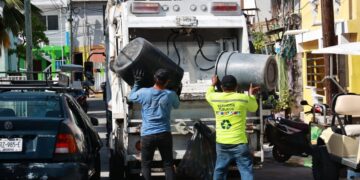 Refuerzan servicios públicos en temporada decembrina en Isla Mujeres