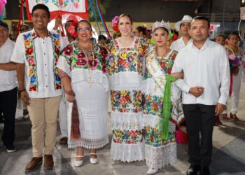 Celebran colorida y alegre Vaquería en Isla Mujeres Pueblo Mágico