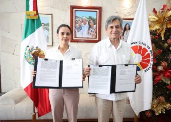 Signa Ana Paty Peralta acuerdo para proteger a personas migrantes en Cancún