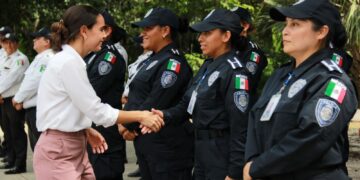 Ana Paty Peralta firma pronunciamiento contra hostigamiento sexual y acoso