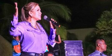 Lili Campos invita a recibir el 2024 en el Portal Maya