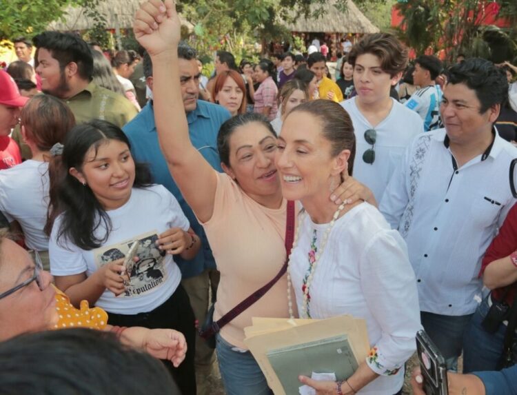 "Tienen en sus manos el presente y el futuro del país": Claudia Sheinbaum se reúne con jóvenes en Campeche