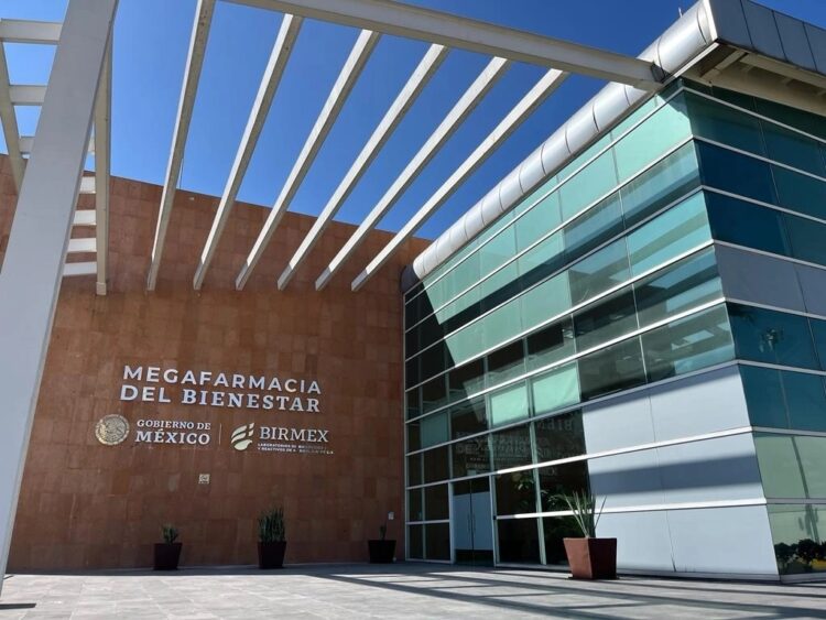 Inaugura AMLO la Megafarmacia del Bienestar