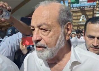 Rechaza Slim iniciativa para reducir jornada laboral a 40 horas semanales