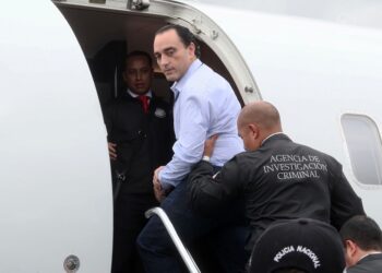 Dan prisión domiciliaria a exgobernador de Quintana Roo