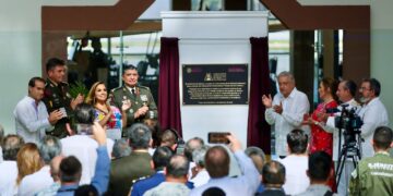 Inauguran AMLO y Mara Lezama el Aeropuerto Internacional de Tulum, una obra con justicia social